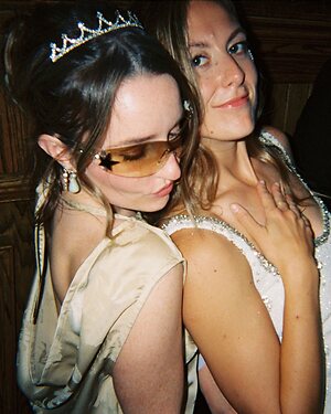 Kaitlyn Dever leaked photo #90
