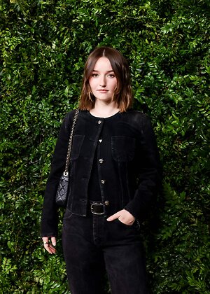 Kaitlyn Dever leaked photo #129