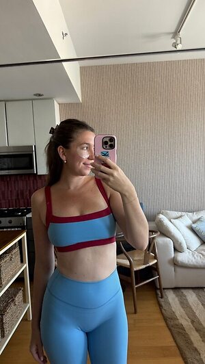 Kaitlyn Lavery leaked photo #2