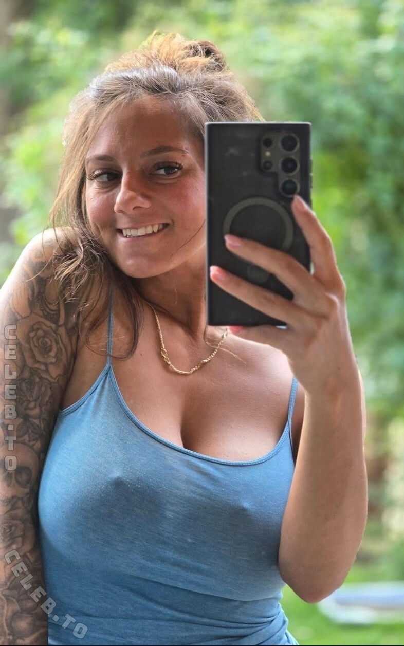Kaity Sun photo
