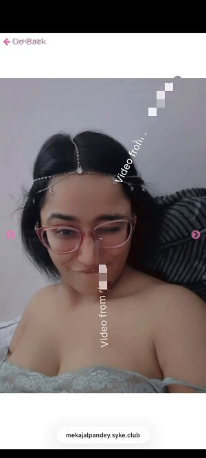 Kajal Pandey Nude Leaked Photo #17
