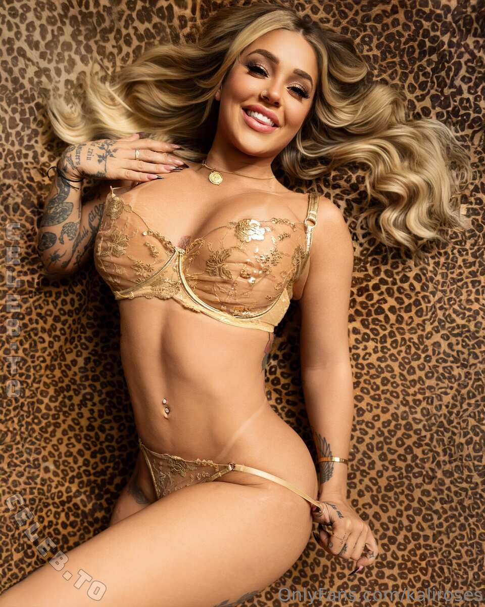 Kali Roses photo
