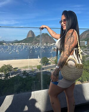 KAMILLA FARIA leaked photo #2