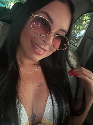 KAMILLA FARIA leaked photo #9