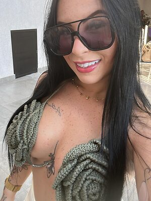 KAMILLA FARIA leaked photo #22