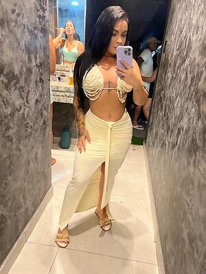 KAMILLA FARIA leaked photo #27