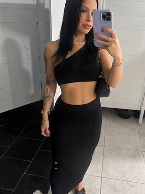 KAMILLA FARIA leaked photo #61