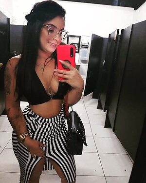 KAMILLA FARIA leaked photo #69