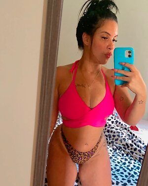 KAMILLA FARIA leaked photo #97