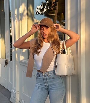 Kara Del Toro leaked photo #744