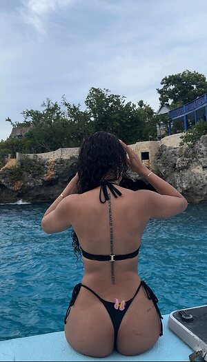 Kareena Bachra leaked photo #3