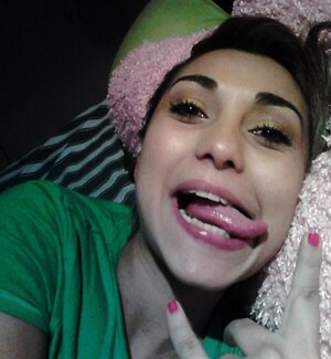 Karen Cueva leaked photo #8