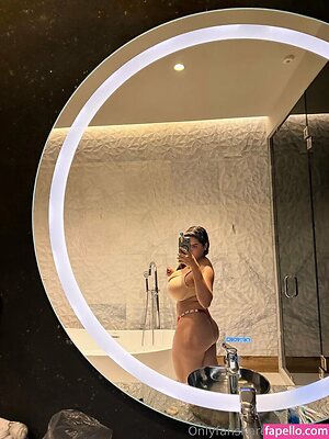Karen G HFS leaked photo #9