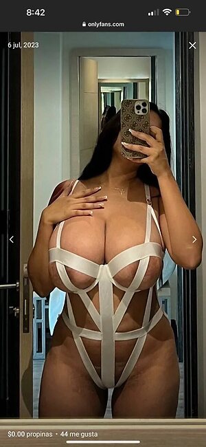 Karen G HFS Nude Leaked Photo #29