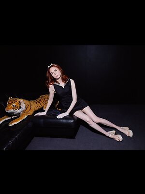 Karen Gillan leaked photo #36