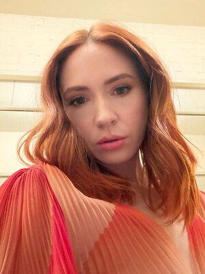 Karen Gillan