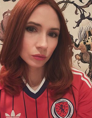 Karen Gillan leaked photo #127