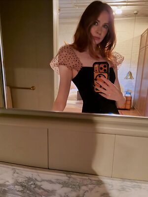 Karen Gillan leaked photo #130