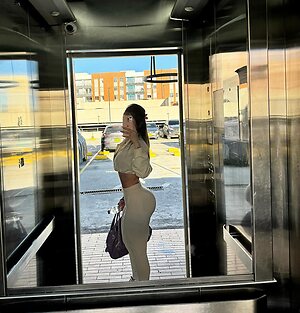 Karen Romero leaked photo #12