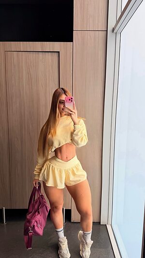 Karen Romero leaked photo #35