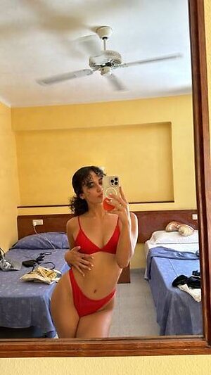 Karin Qayumová leaked photo #23