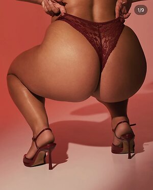 Karina Mural Nude Leaked Photo #36