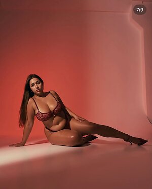 Karina Mural Nude Leaked Photo #37