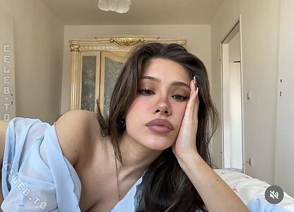 Karina Scherzer Nude Leaked Photo #12