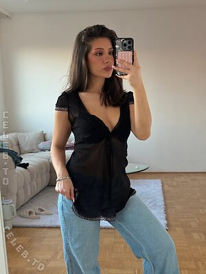 Karina Scherzer Nude Leaked Photo #39