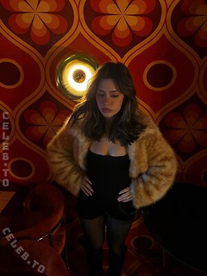 Karina Scherzer Nude Leaked Photo #67