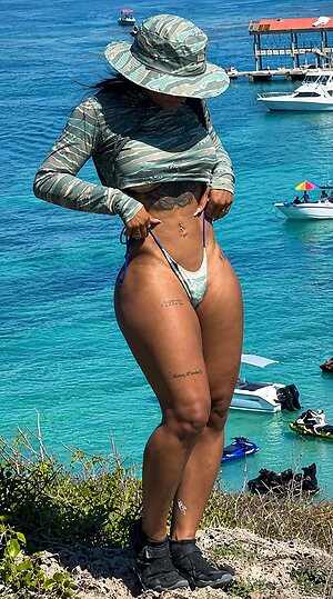 Karishna Ayala leaked photo #2