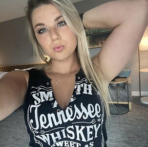 Karlee Lanthorn leaked photo #3