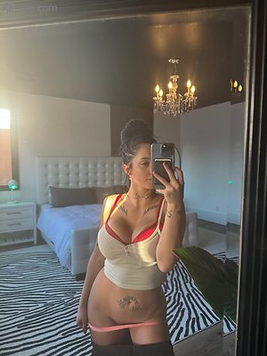 Karli Mergenthaler leaked photo #49