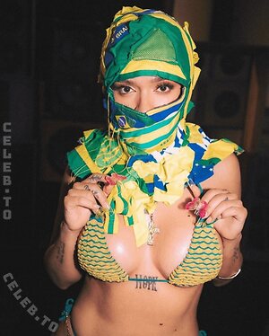 Karol G Nude Leaked Photo #7