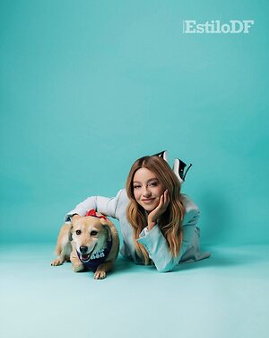 Karol Sevilla leaked photo #21