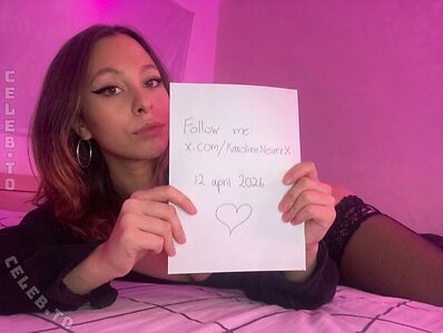 Karolineneuerx Nude Leaked Photo #2