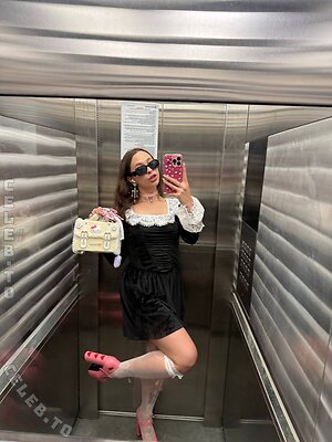 Karolineneuerx Nude Leaked Photo #6