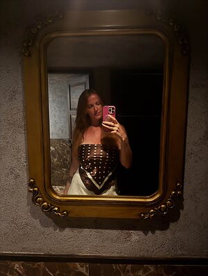 Kat Andrews leaked photo #24