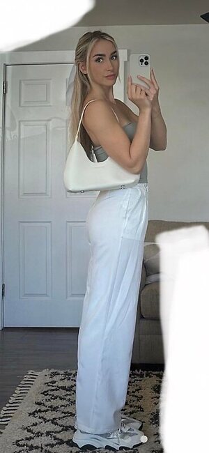 kat_braden leaked photo #10
