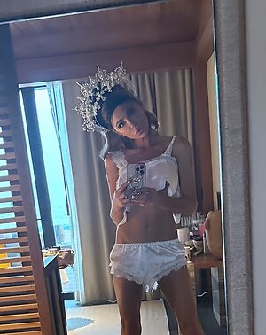 Kate Beckinsale in bikini leaked photo #5