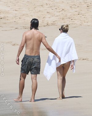 Kate Hudson leaked photo #59