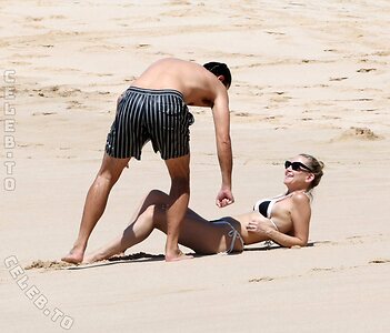 Kate Hudson leaked photo #73