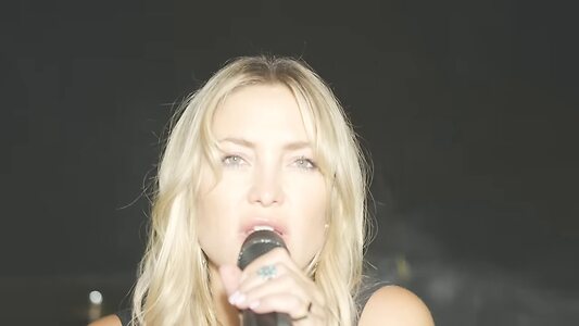 Kate Hudson leaked photo #182