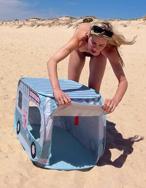 Kate Lawler leaked photo #7