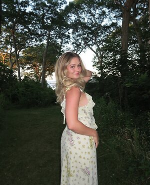 KATE MCKAY leaked photo #5