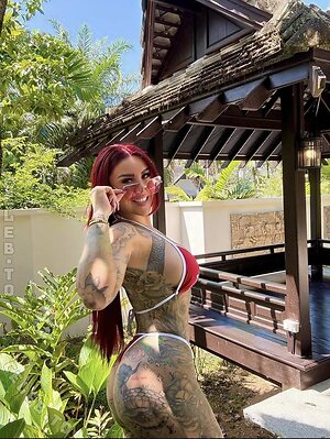 Kate Merlan Nude Leaked Photo #2