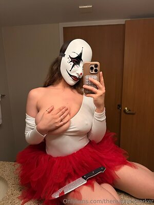 Kate Parker leaked photo #3