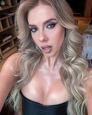 Kate Shumskaya leaked photo #25