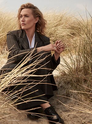 Kate Winslet leaked photo #9