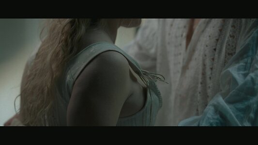 Kate Winslet leaked photo #39